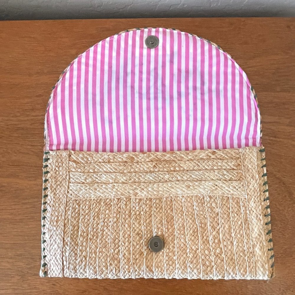 New Lilly Pulitzer Clutch Bag Caliente Straw Beaded Embellished Flowers Straw - Picture 6 of 9